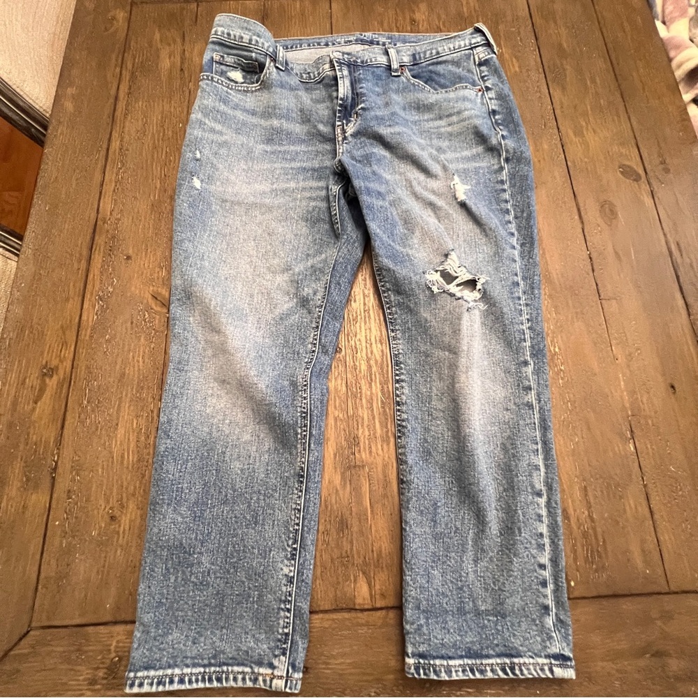 Old Navy Mid-rise Boyfriend Jeans